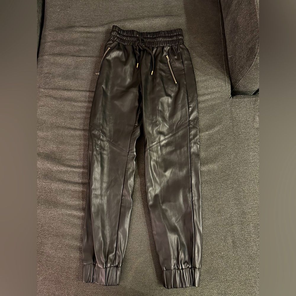 Tubed leather black pants, warm